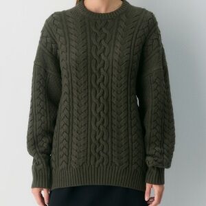 ARITZIA Heritage Knit Merino Wool Crew Sweater